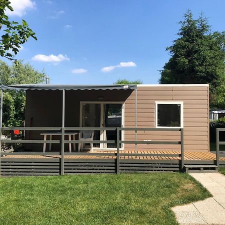 Camping Montorfano Екстериор снимка
