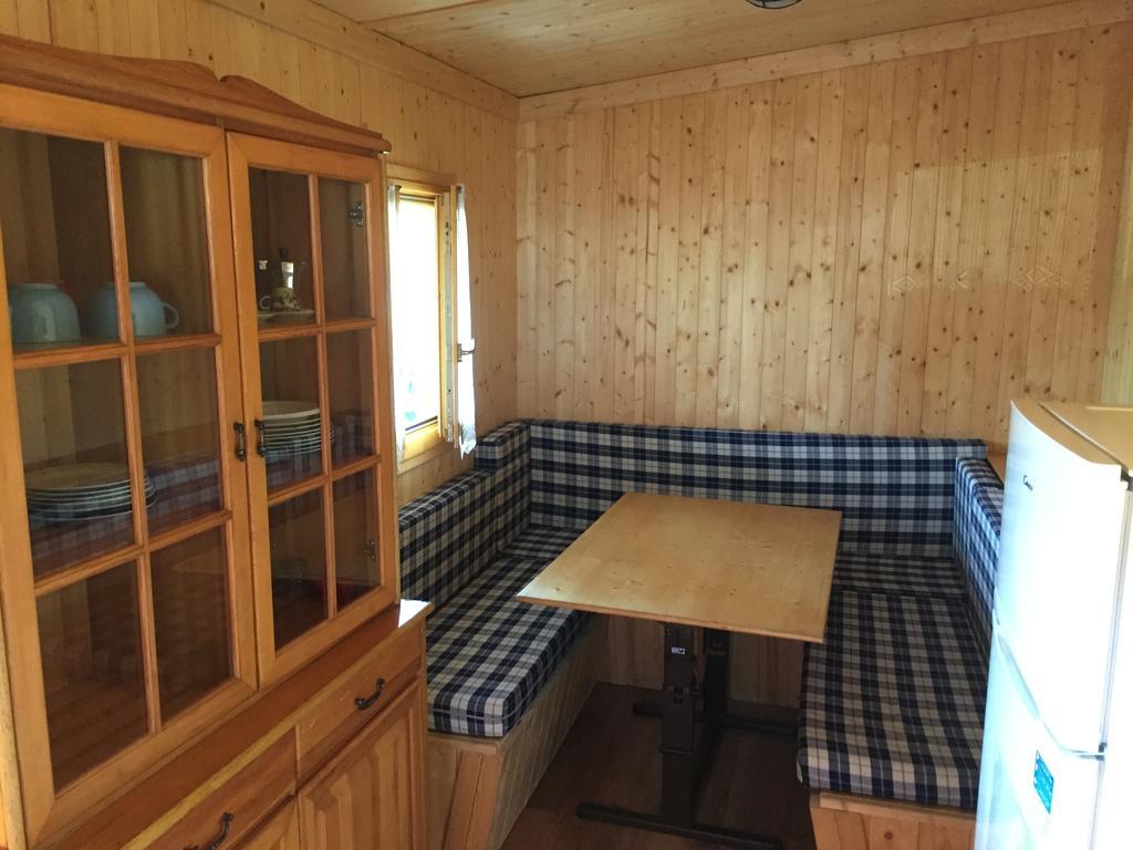 Camping Montorfano Екстериор снимка