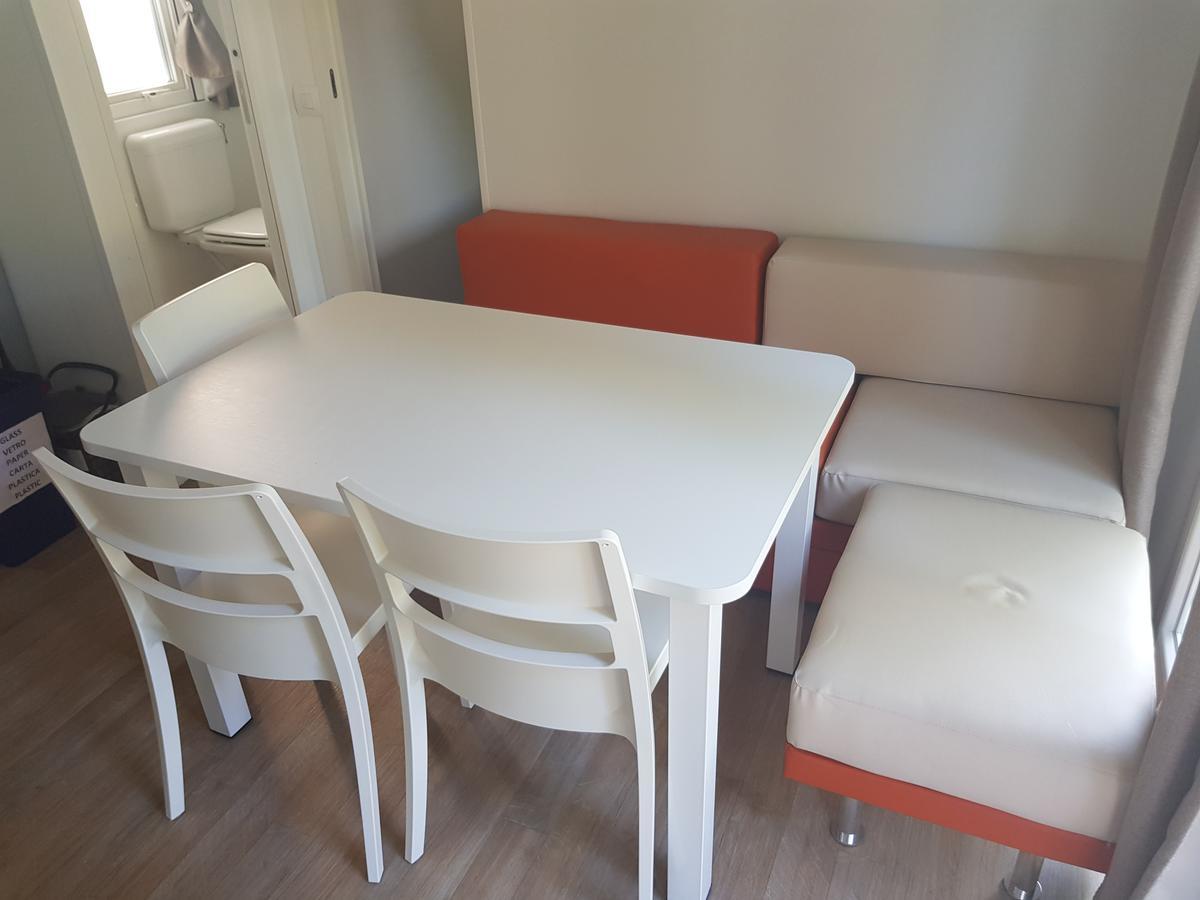 Camping Montorfano Екстериор снимка