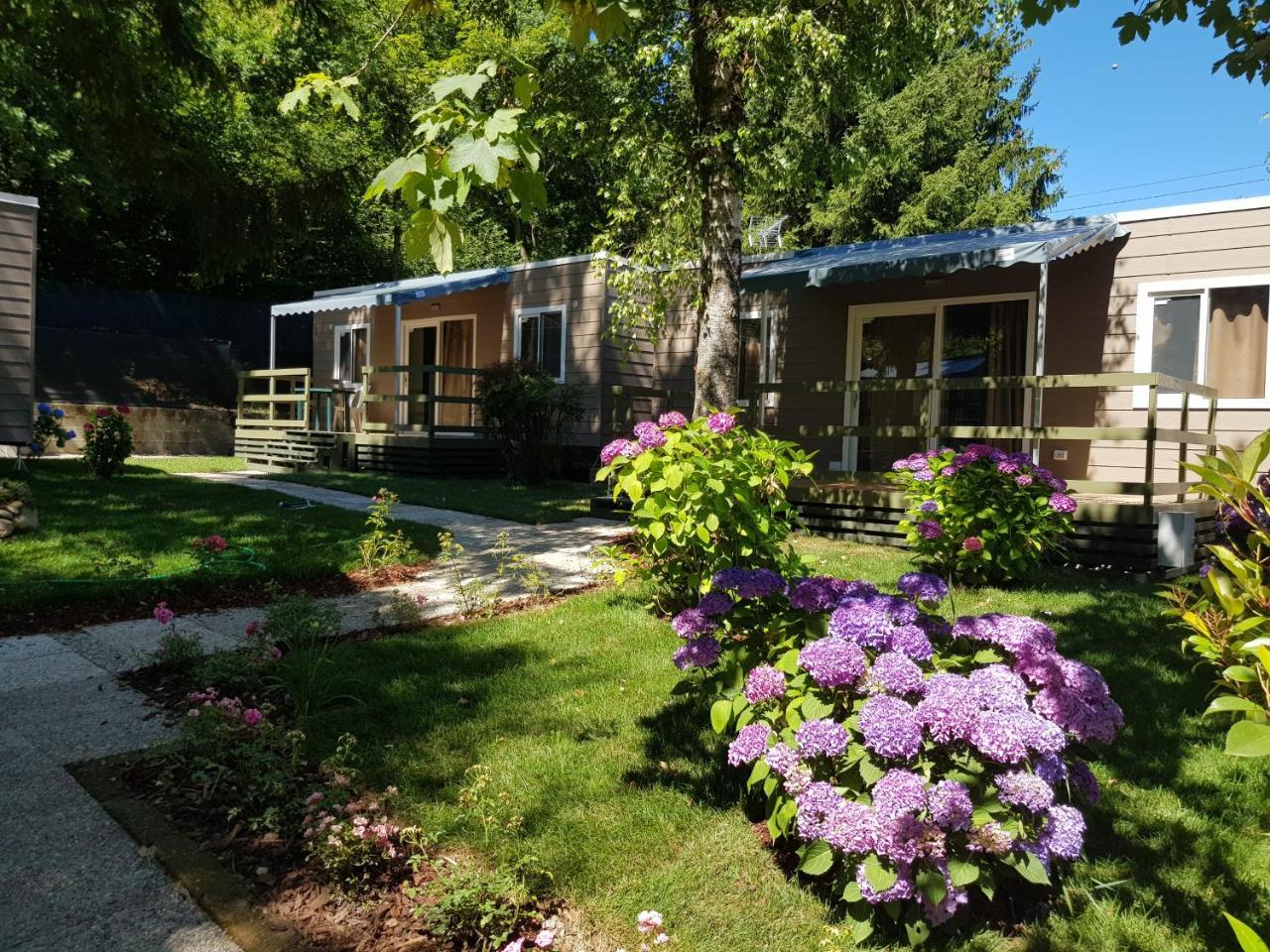 Camping Montorfano Екстериор снимка